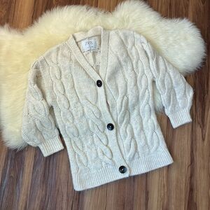 Zara Kids Cream Button Up Cable Knit Preppy Cardigan • Size 6/7